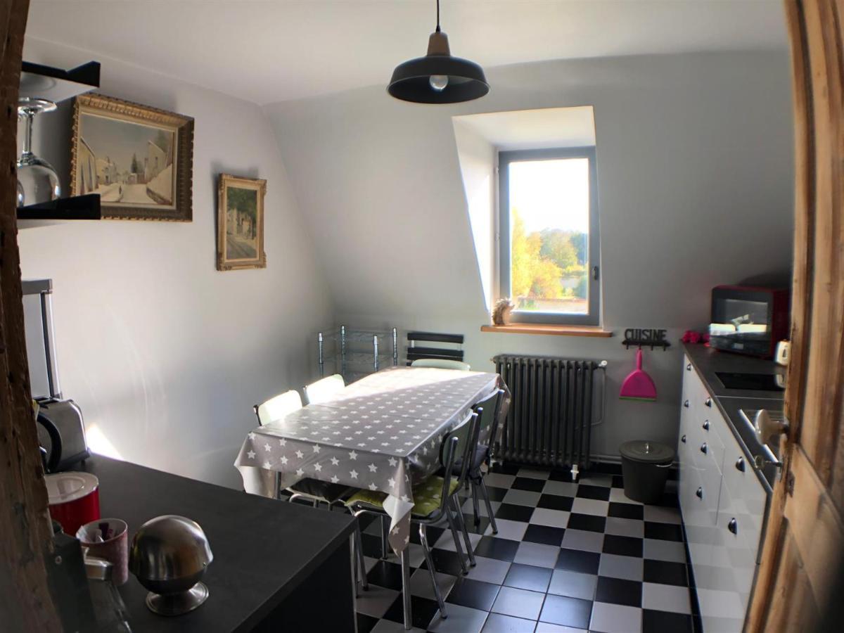Le Chateau De Coyolles Esterno foto